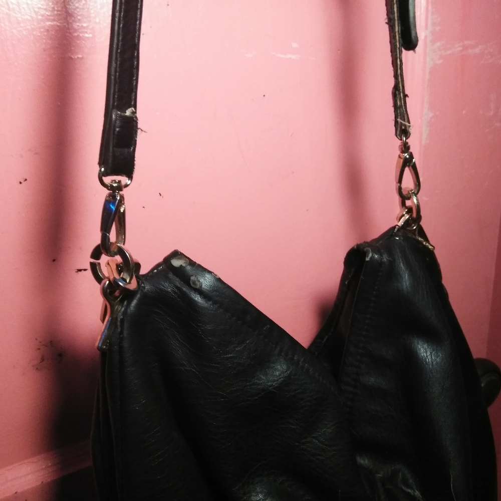 Black Purse - Picture 3 of 5
